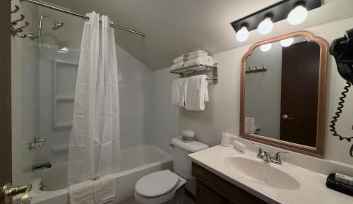 Queen Suite