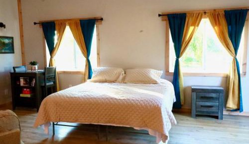One-Bedroom House