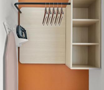 King Room with Roll-in Shower - Mobility and Hearing Accessible