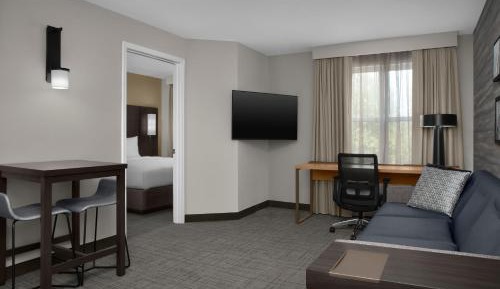 One-Bedroom Suite