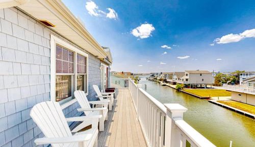 Three-Bedroom Vacation Home 