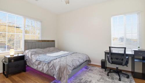 Double Room with Shared Bathroom