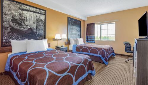 Queen Room with Two Queen Beds and Kitchenette - Non-Smoking