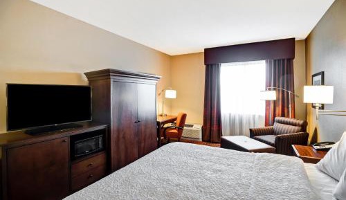 King Room - Hearing Access/Non-Smoking