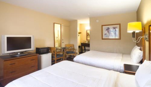 2 Queen Bed