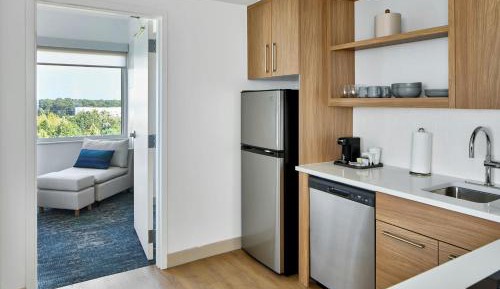 One-Bedroom Executive King Suite with Sofa Bed