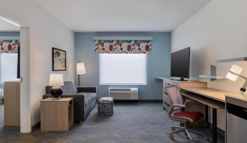 One-Bedroom King Suite