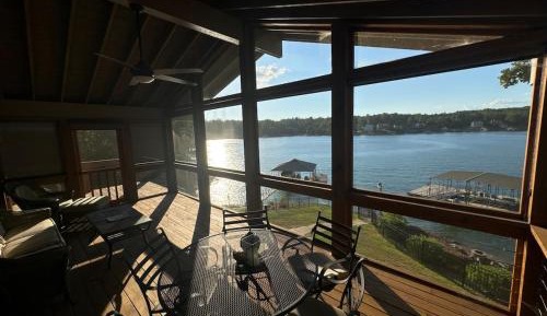 Three-Bedroom Vacation Home 
