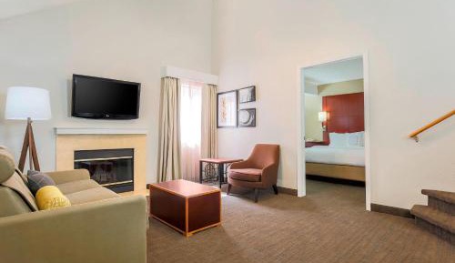 Two-Bedroom Suite