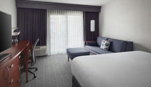 King Room with Sofa Bed