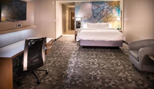 King Room with Sofa Bed