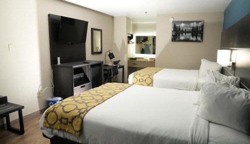Queen Room with Two Queen Beds - Non-Smoking