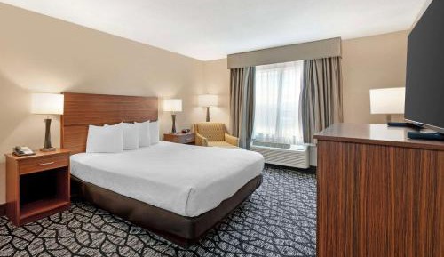 King Room with Walk-In Shower - Non Smoking