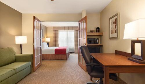 King Suite with Sofa Bed