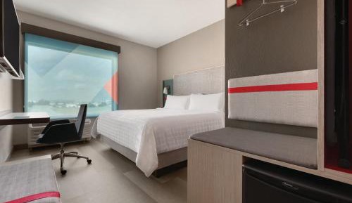Standard King Room