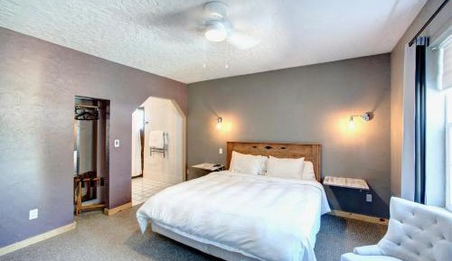 King Suite
