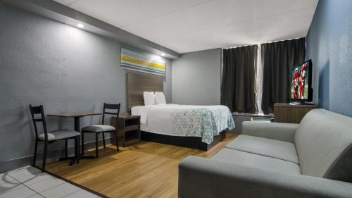 Suite King Bed Non-Smoking