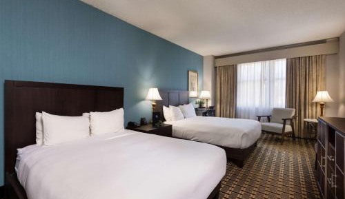 Queen Room with Two Queen Beds - Non-Smoking