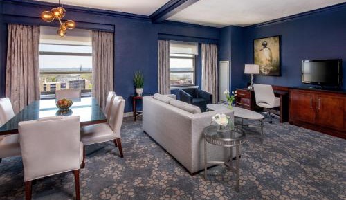 Large King Suite