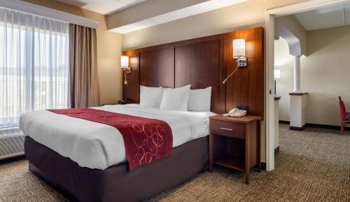 Executive King Suite - Non-Smoking