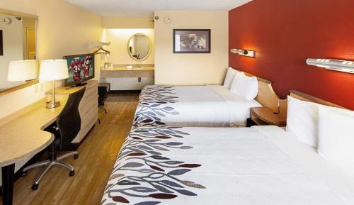 Deluxe Room with Two Double Beds Smoke Free