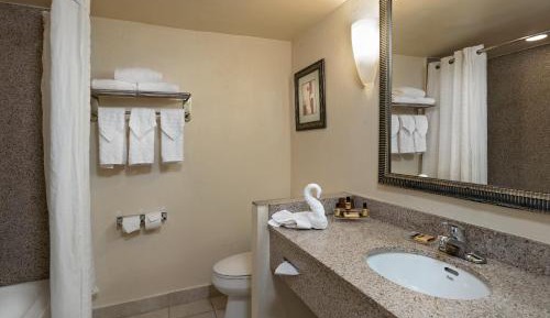 Queen Suite with Two Queen Beds and Sofa Bed - Non-Smoking