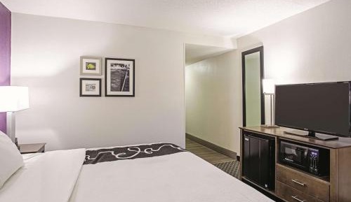 King Room - Mobility Access/Non-Smoking