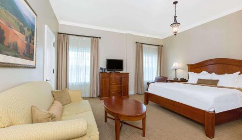 King Room with Sofa Bed - Non-Smoking