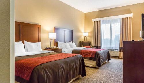 Queen Room with Two Queen Beds - Non-Smoking