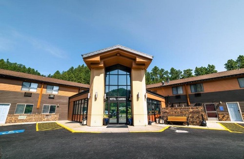Deadwood Hotel | Deadwood Gulch Resort, Trademark Collection by Wyndham