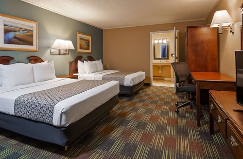 Cameron Hotel | SureStay Hotel by Best Western Cameron