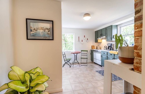 Eastport Apartment | Steps to marinas from 2nd floor apartment with parking, private balcony
