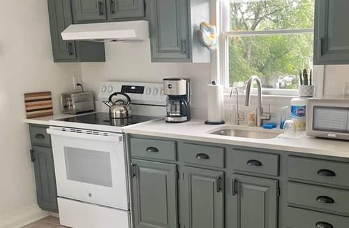 Eastport Apartment | Steps to marinas from 2nd floor apartment with parking, private balcony