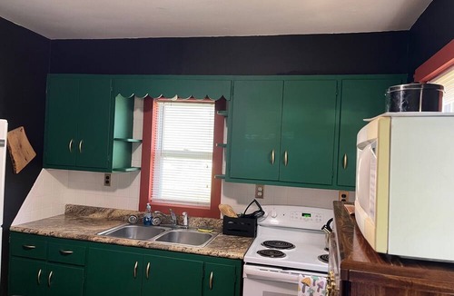 Greencastle House | Unique, pet friendly house just a short walk from a coffee shop and bar!