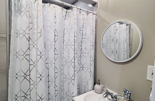 Brooklyn Park House | Luxury entire place BWI