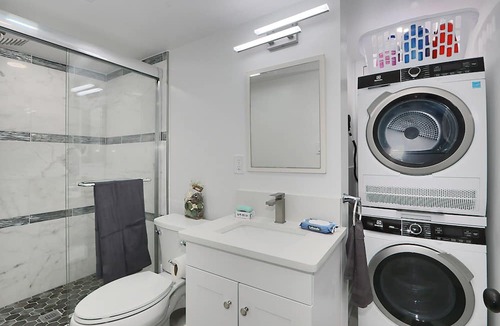 West Springfield House | Cozy 1-bedroom house in West Springfield