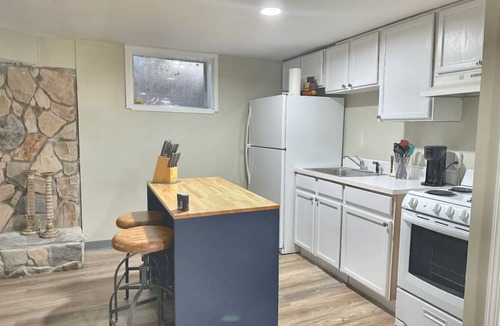 Fayetteville Apartment | Fayetteville stay for 5