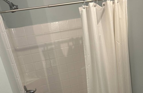Chesapeake Apartment | 1QBed 1Bath/Fast WI-FI/No clean Fee/Keyless Entry