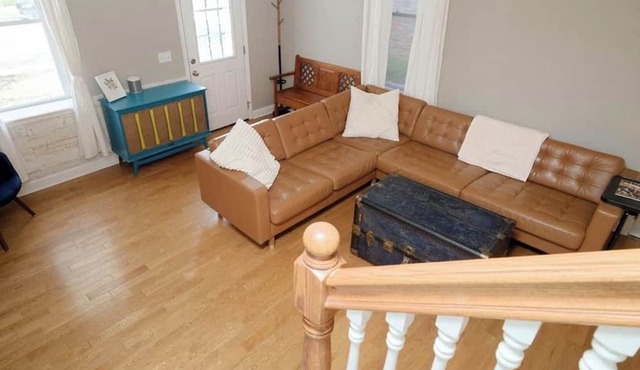 Cozy Brick Home in Benton Park w/parking