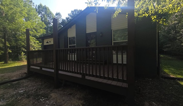Pet-Friendly Fishing Boating Across The Street From Weiss Lake