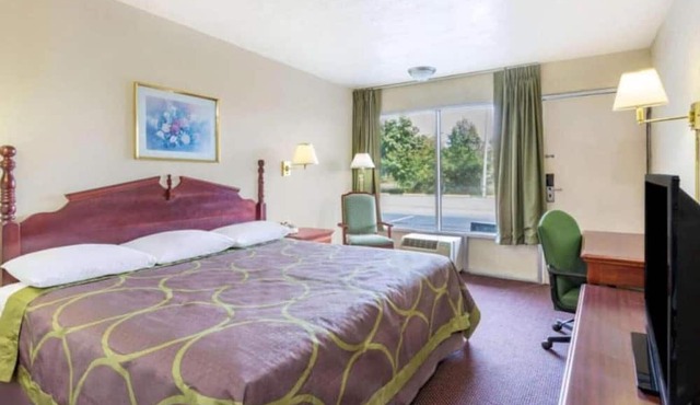 Full Bed Non-Smoking